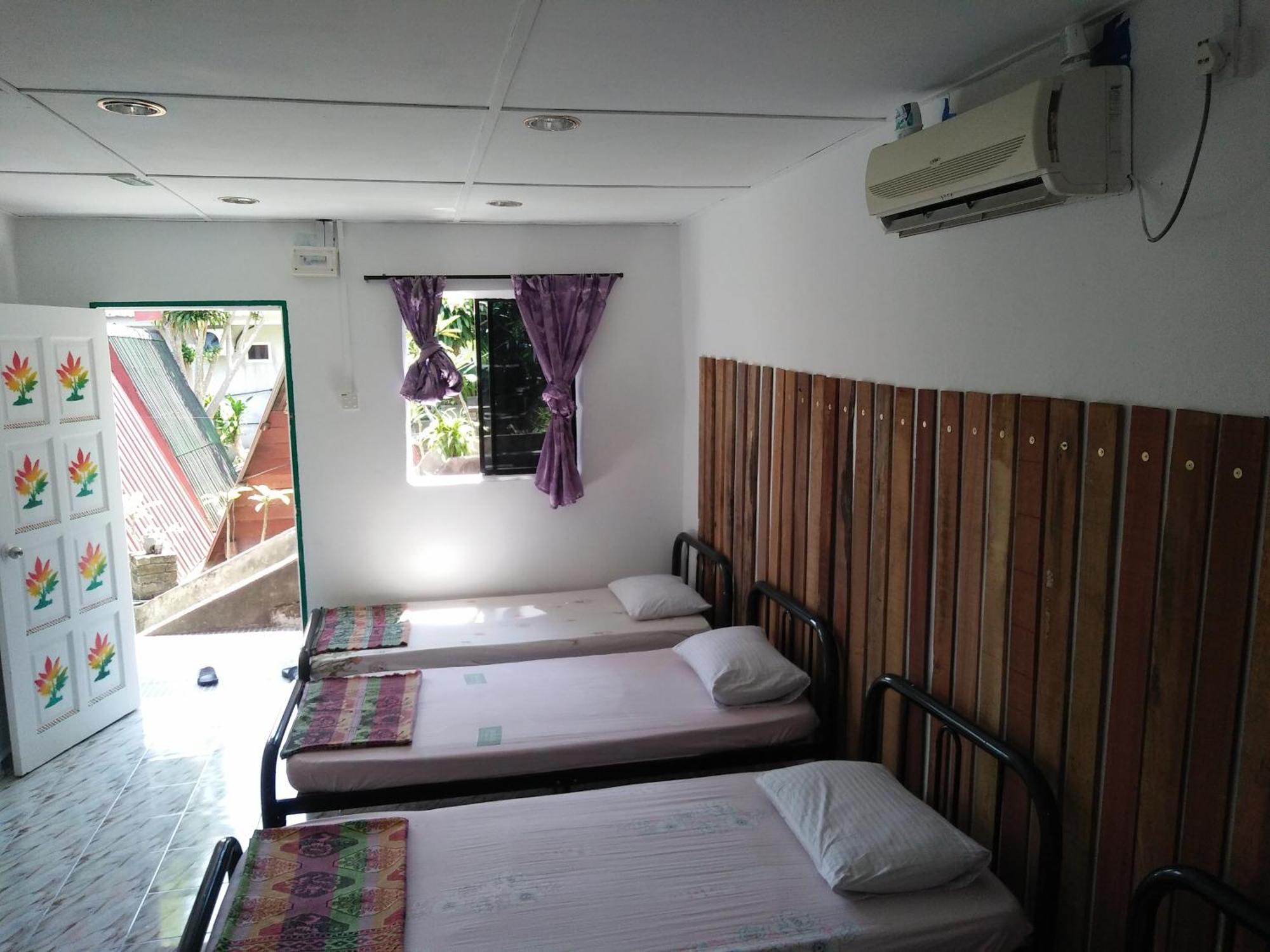 מלון קמפונג טלוק ניפה Nazri Nipah Camp Pangkor חדר תמונה