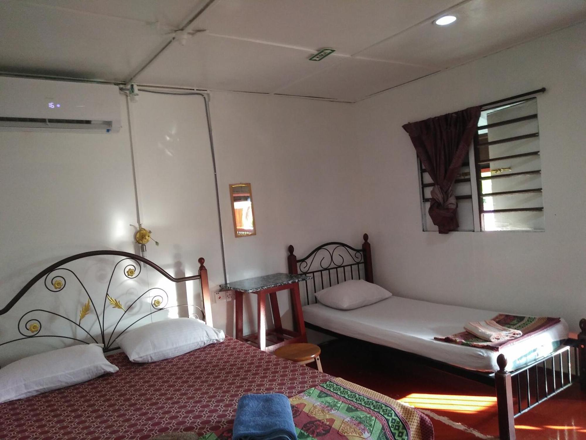 מלון קמפונג טלוק ניפה Nazri Nipah Camp Pangkor חדר תמונה