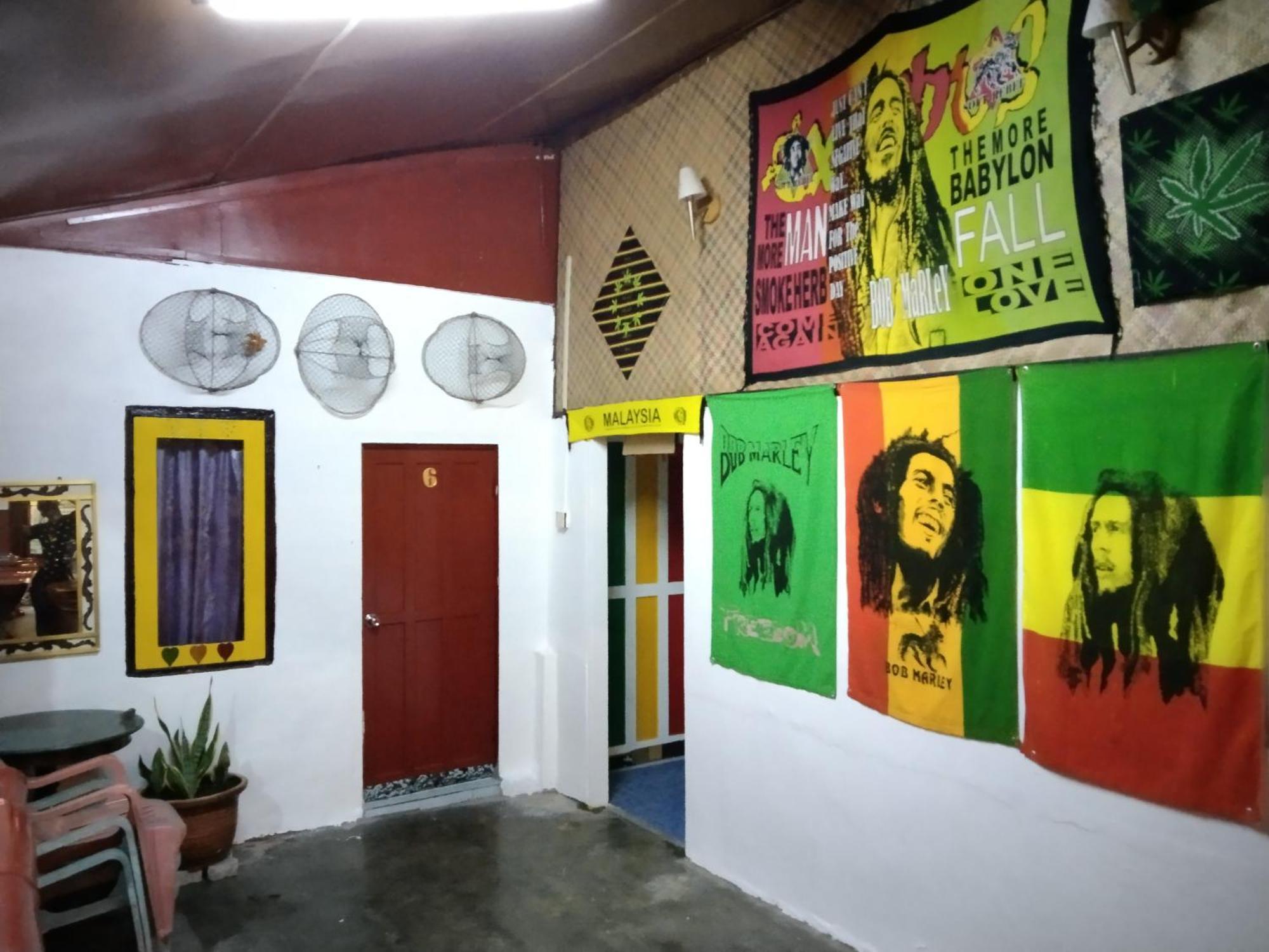 מלון קמפונג טלוק ניפה Nazri Nipah Camp Pangkor חדר תמונה