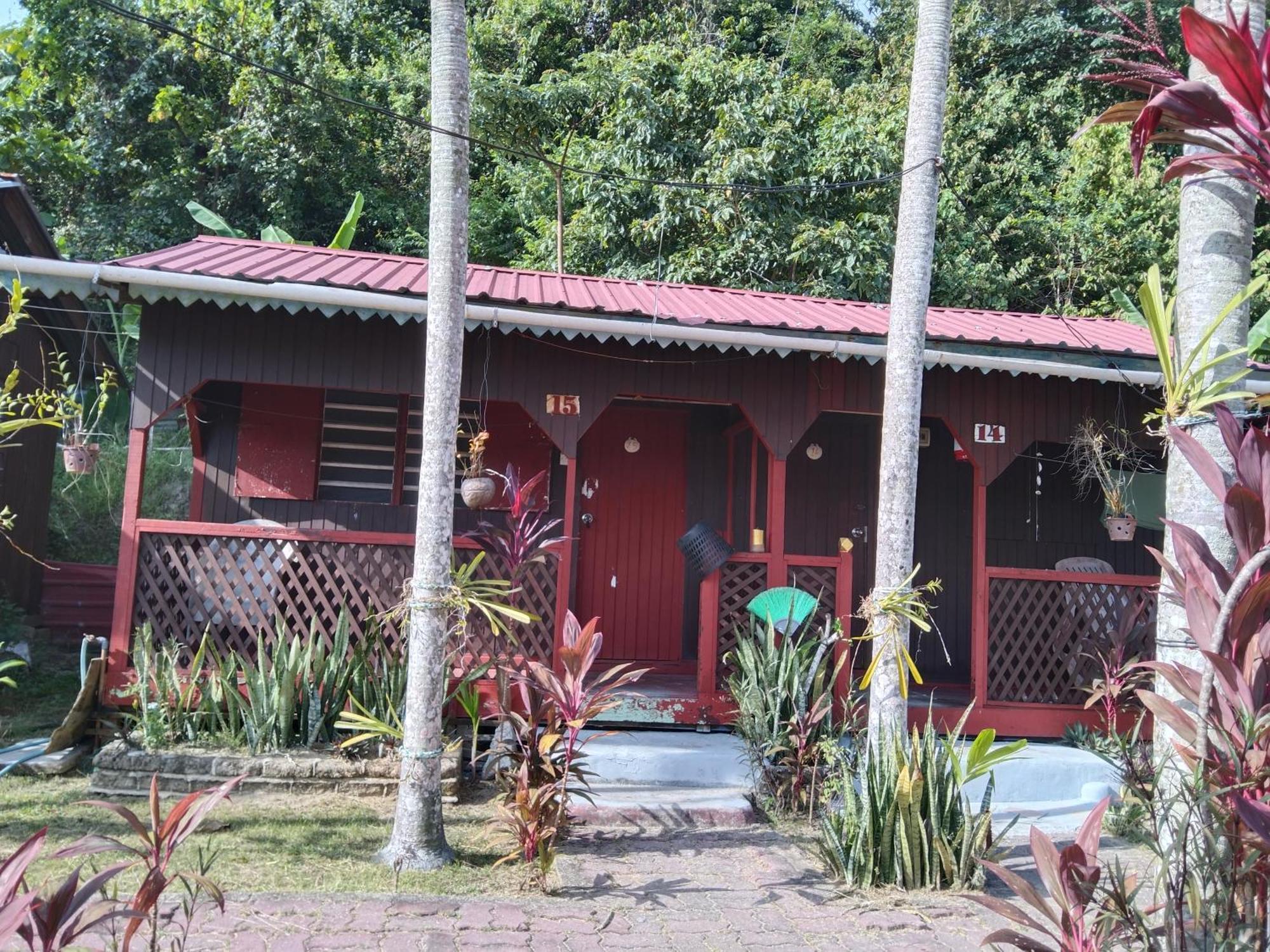 מלון קמפונג טלוק ניפה Nazri Nipah Camp Pangkor חדר תמונה